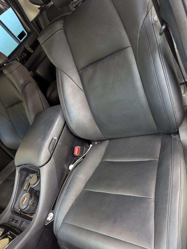 アルファードの助手席シート